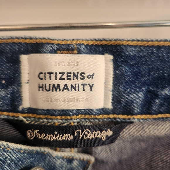 Citizens of Humanity Premium Vintage Wide Leg Cropped Jeans - Picture 2 of 10